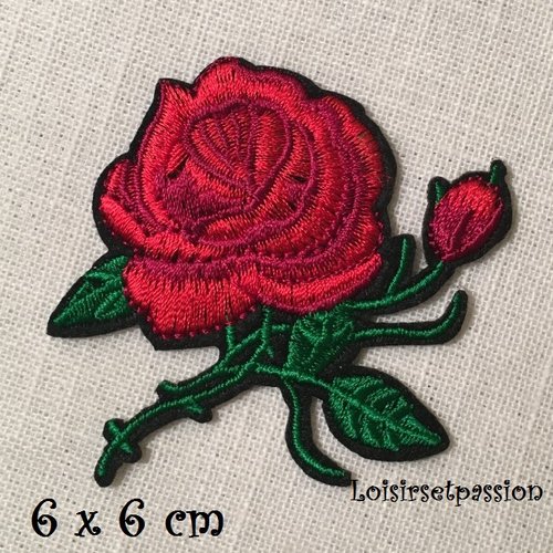 Écusson patch thermocollant - fleur rose rouge ** 6 x 6 cm ** applique à repasser - c107