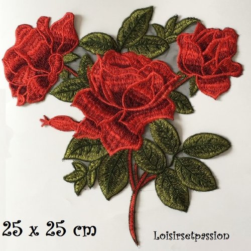 Grande applique brodée, branche de 3 fleurs roses / rouge ** 25 x 25 cm ** à coudre - acd108