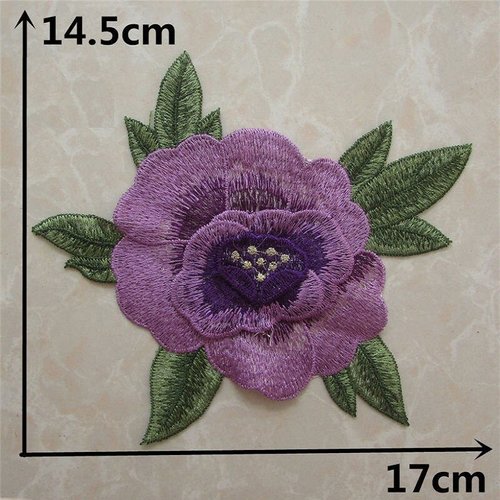 Applique fleur et feuille brodée 3d, pistil doré / mauve violet ** 17 x 14,5 cm ** patch à coudre - acd109