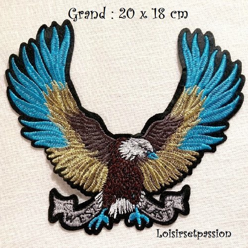Applique écusson - aigle royal, ailes bleues dorées ** 20 x 18 cm ** patch à coudre