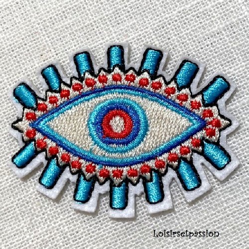 Écusson patch brodé thermocollant - yeux, oeil bleu rouge ** 5,5 x 4 cm ** applique à repasser