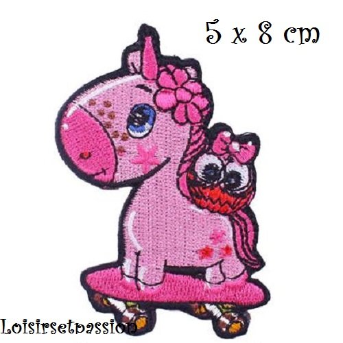Écusson patch thermocollant - cheval poney licorne rose, skate ** 5 x 8 cm ** applique brodée à repasser