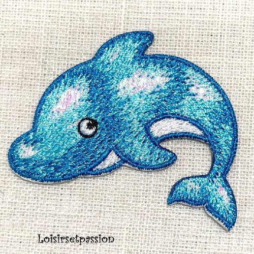 Écusson patch - poisson dauphin bleu scintillant ** 6 x 4,5 cm ** applique brodée thermocollante