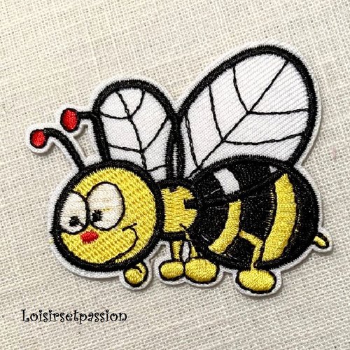 Écusson patch - abeille jaune noire ** 7 x 6 cm ** applique brodée thermocollante