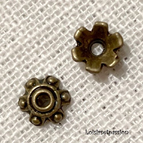 Lot de 20 coupelles / calotte, fleur corolle, métal bronze ** 7 mm ** convient pour perles 6 à 8 mm - c13