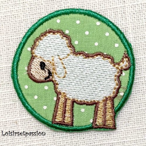 Écusson patch brodé thermocollant - animal agneau mouton, vert pois blanc ** 4,5 cm ** applique à repasser