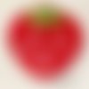 Écusson patch brodé thermocollant - fruit rouge fraise ** 7 x 7,5 cm ** applique à repasser