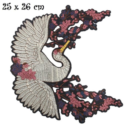 Grande applique écusson - oiseau grue cigogne, fleurs de cerisier ** 25 x 26 cm ** patch à coudre