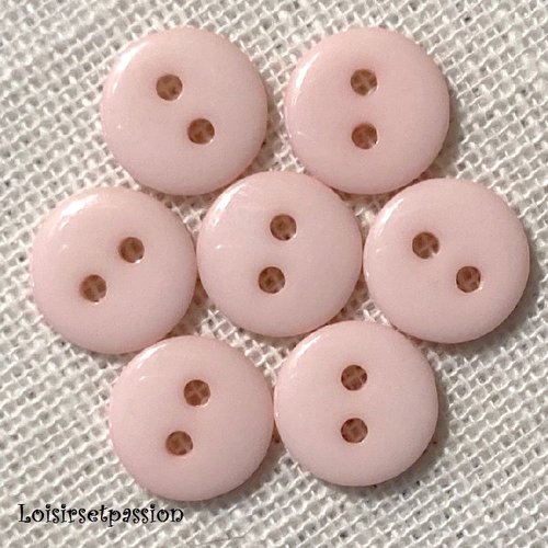 Lot de 8 petits boutons / rose pâle ** 10 mm ** bouton rond en résine - layette couture poupée bébé scrapbooking - br10mm