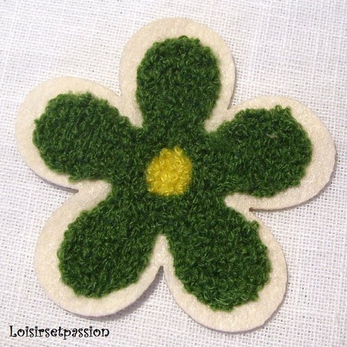 Applique écusson patch - fleur tissu éponge / vert kaki ** 6,5 x 6,5 cm ** à coudre