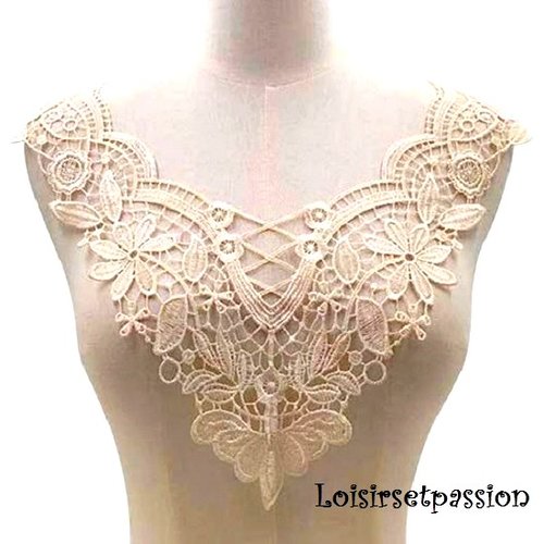 Col dentelle plastron guipure / champagne ** 34 x 31 cm ** applique à coudre - cd016