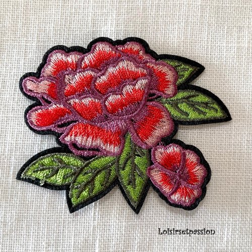 Écusson patch brodé thermocollant -  fleur rouge rose violine ** 8 x 6 cm ** applique à repasser - c164