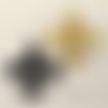 Écusson patch, emblème fleur de lys - noir ou doré au choix ** 6 x 7,5 cm ** applique brodée thermocollante, à repasser