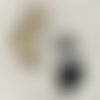 Breloque / charm / pendentif - chat blanc noir, émaillé métal doré ** 15 x 30  mm ** vendu à l'unité - 124