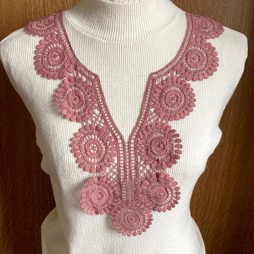 Col dentelle plastron / vieux rose ** 33 x 34 cm ** applique guipure à coudre - cd119
