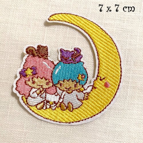 Écusson patch brodé thermocollant, duo enfant bébé jumeaux garçon fille, lune ** 7 x 7 cm ** applique à repasser