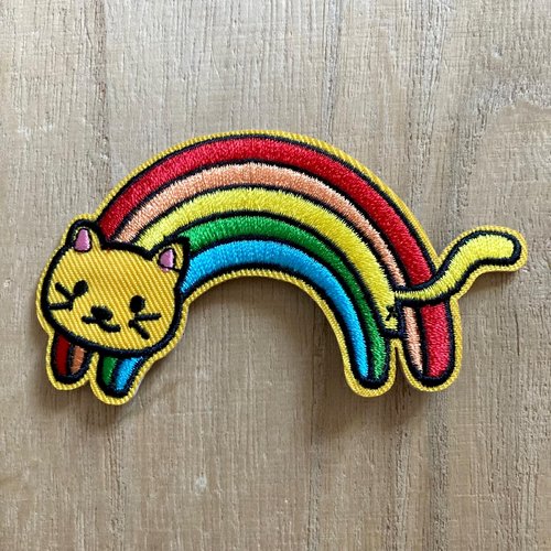 Écusson patch - chat multicolore arc en ciel ** 9 x 5 cm ** applique brodée thermocollant - à repasser