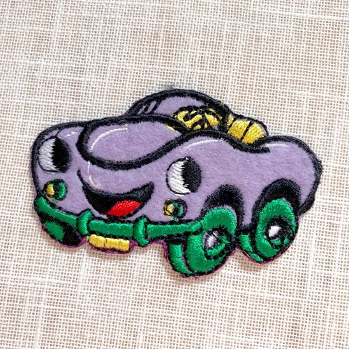 Écusson patch brodé thermocollant ** 8 x 5 cm ** voiture sport cars / parme - applique à repasser