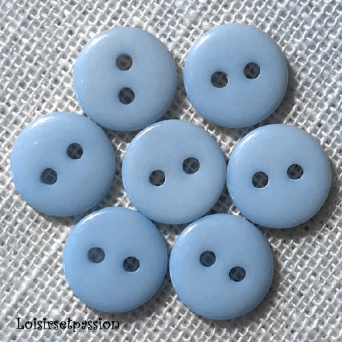 Lot de 6 petits boutons / bleu ciel ** 11 mm ** bouton rond en résine - layette couture poupée bébé scrapbooking - br11mm