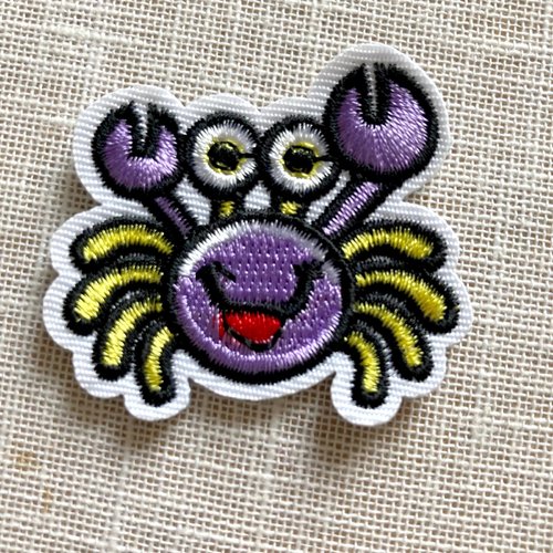 Écusson patch, crabe violine, mer océan ** 4 x 4 cm ** applique brodée thermocollante, applique à repasser
