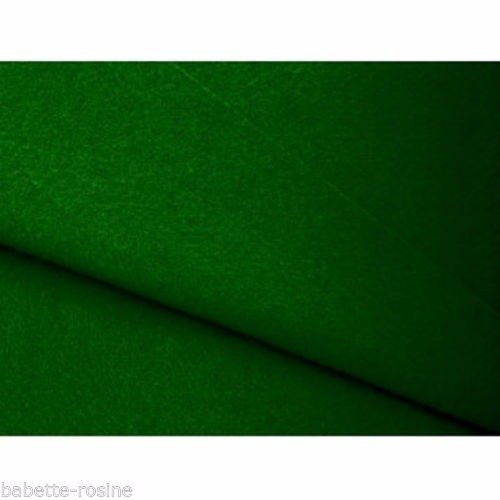 ** 20 x 30 cm ** vert sapin - feuille coupon tissu feutrine - épaisseur 1,5 mm