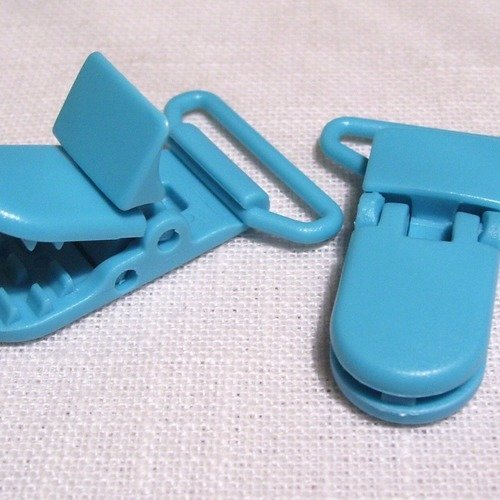 B46 ** 20 mm ** turquoise  - clip pince kam bretelle crocodile attache tétine plastique