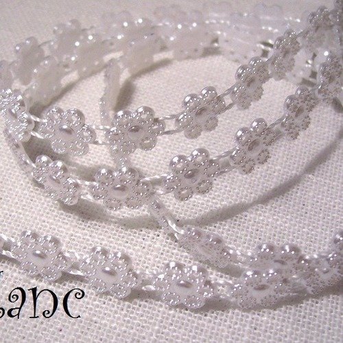 Galon ruban imitation perle - n°4 / blanc ** 1 cm ** vendu par 50 cm - décoration fêtes bijoux - sacs couture fêtes
