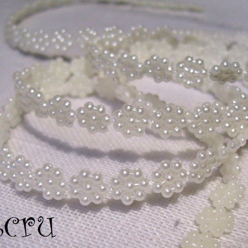 Galon ruban imitation perle - n°5 / écru ** 6 mm ** vendu par 50 cm - décoration fêtes bijoux - sacs couture fêtes