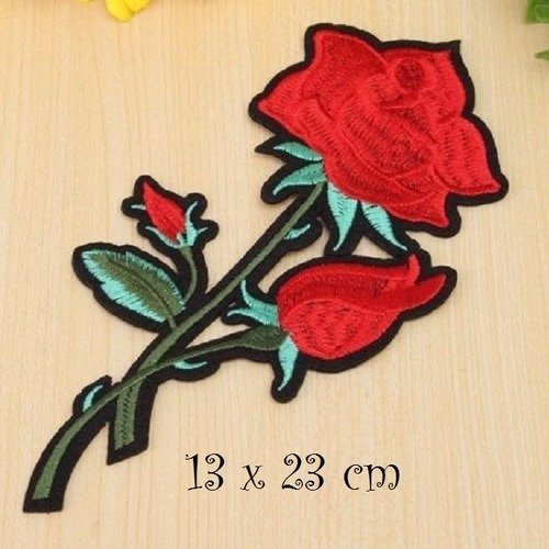 C2345 - tige fleurs rose rouge ** 13 x 23 cm ** grand écusson patch brodé thermocollant - applique à repasser