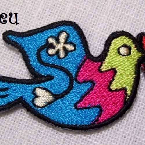 Applique patch écusson thermocollant - oiseau de la liberté colombe amour coeur / bleu ** 5,5 x 3 cm ** écusson patch brodé thermocollant - applique à repasser