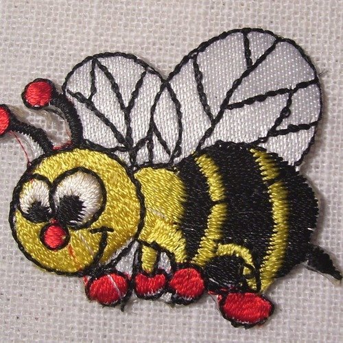Applique patch écusson thermocollant - petite abeille jaune ** 4 x 4,5 cm ** écusson patch brodé thermocollant - applique à repasser