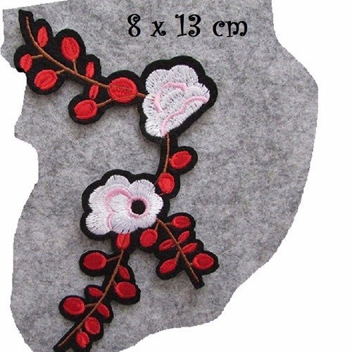 C5845 - tige fleur prunier ** 8 x 13 cm ** applique écusson patch brodé thermocollant
