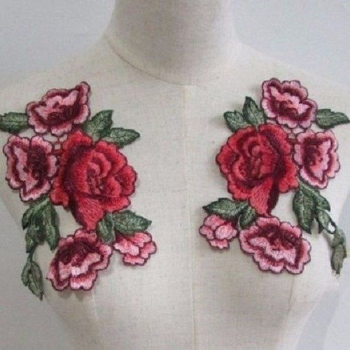  acd42 / rose et rouge ** 14 x 18 cm ** lot de 2 appliques fleurs brodées symétriques - col guipure