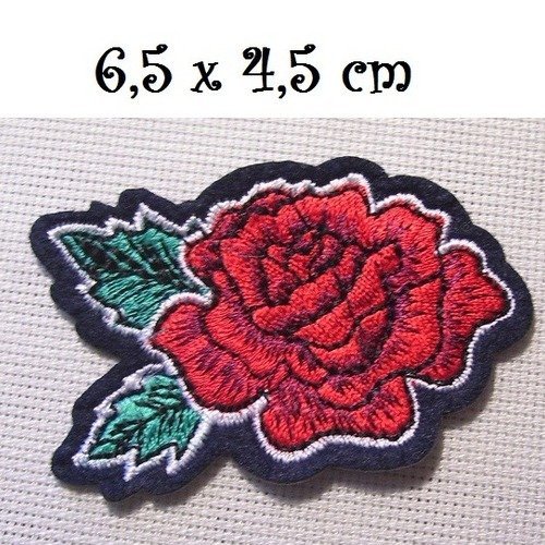 C5152 - feuille fleur roses rouges ** 6,5 x 4,5 cm ** applique écusson patch brodé thermocollant