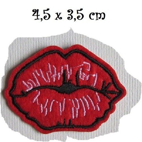 Écusson patch brodé thermocollant ** 4,5 x 3,5 cm ** bouche lèvres bisou rouge - applique à repasser