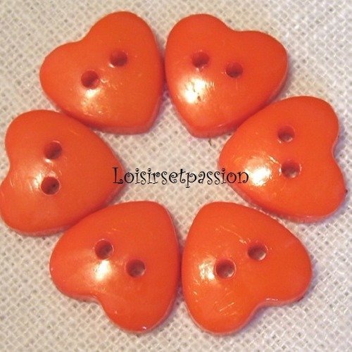 B13 / orange ** 15 x 15 mm ** coeur -  lot de 6 boutons en résine plat 2 trous - couture, layette, scrapbooking, carterie