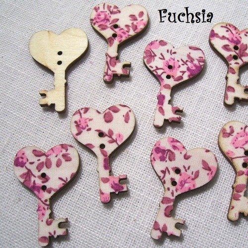 B29 / clé coeur fuchsia - bouton bois décoratif - imprimé effet tissu fleuri ** 23 x 35 mm ** vendu à l'unité