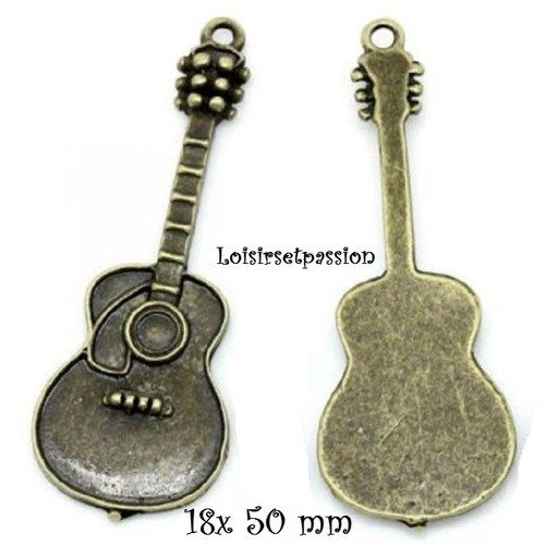 039 - breloque / charm - guitare, instrument de musique,  18 x 50 mm, bronze - vendu à l'unité