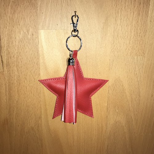 Porte-clés étoile rouge