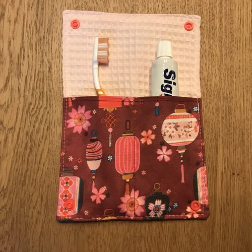 Étui brosse à dents yuna