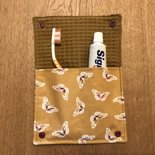 Étui brosse à dents pinko