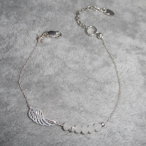 Bracelet original aile et petites perles en cristal blanc sur chaine fine en argent 925 