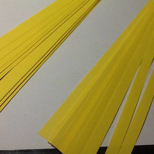 80 bandes de quilling papier coloris jaune 2 largeurs 