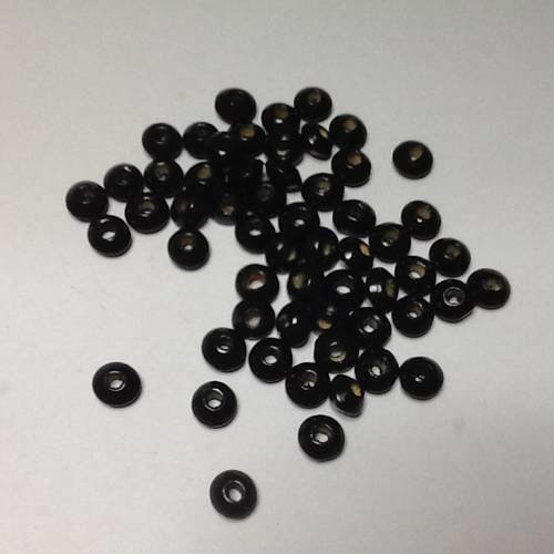 25 perles en bois soucoupe noire 