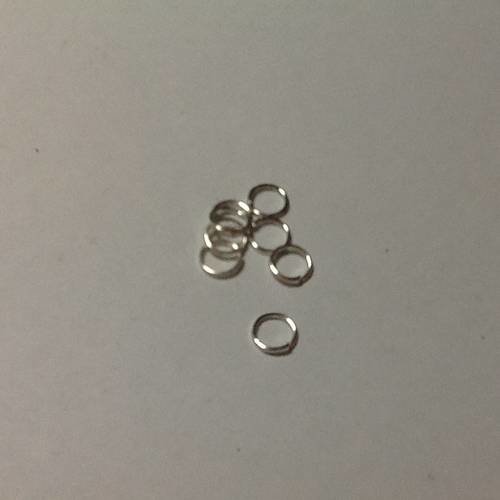 40 anneaux en metal argenté 6 mm 