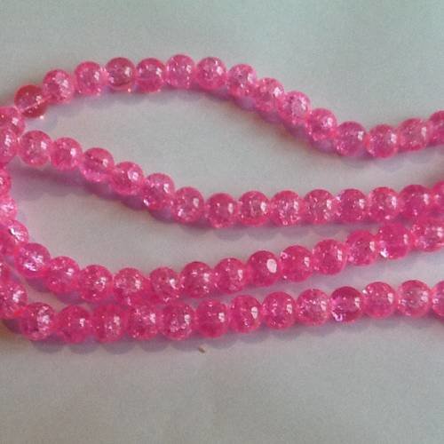 20 perles en verre craquelés rose 8 mm