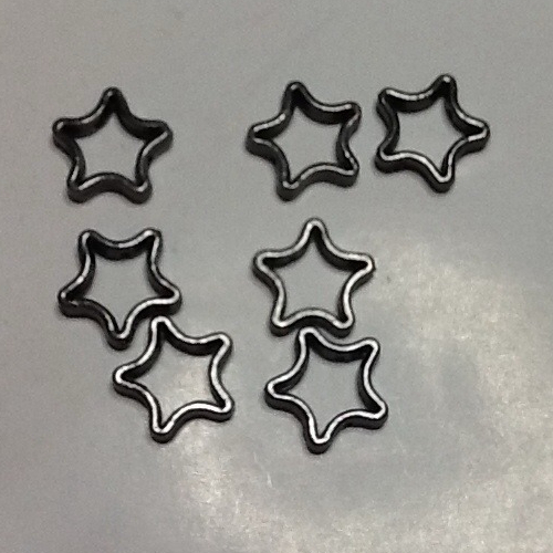 4 perles étoile hématite trou de 1 mm