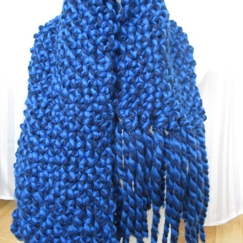 Écharpe homme en laine bleue réalisée en tricot, écharpe homme