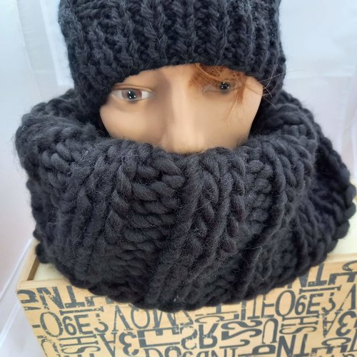 Snood noir en laine pour homme ou femme