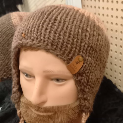 Bonnet péruvien adulte marron en laine tricoté main